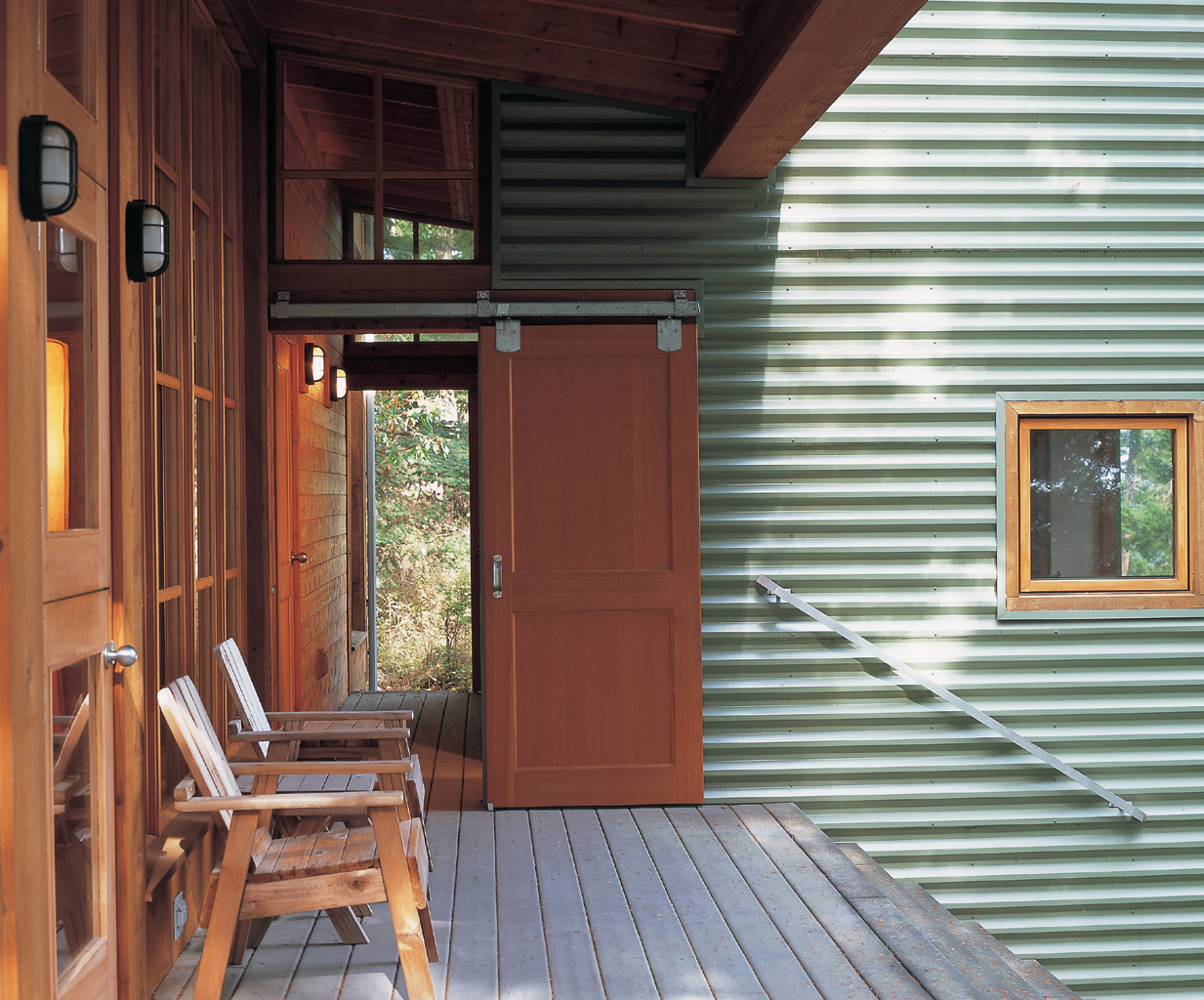 The Simple Home published by The Taunton Press in 2007 Sarah Nettleton关于建造一个简单的家