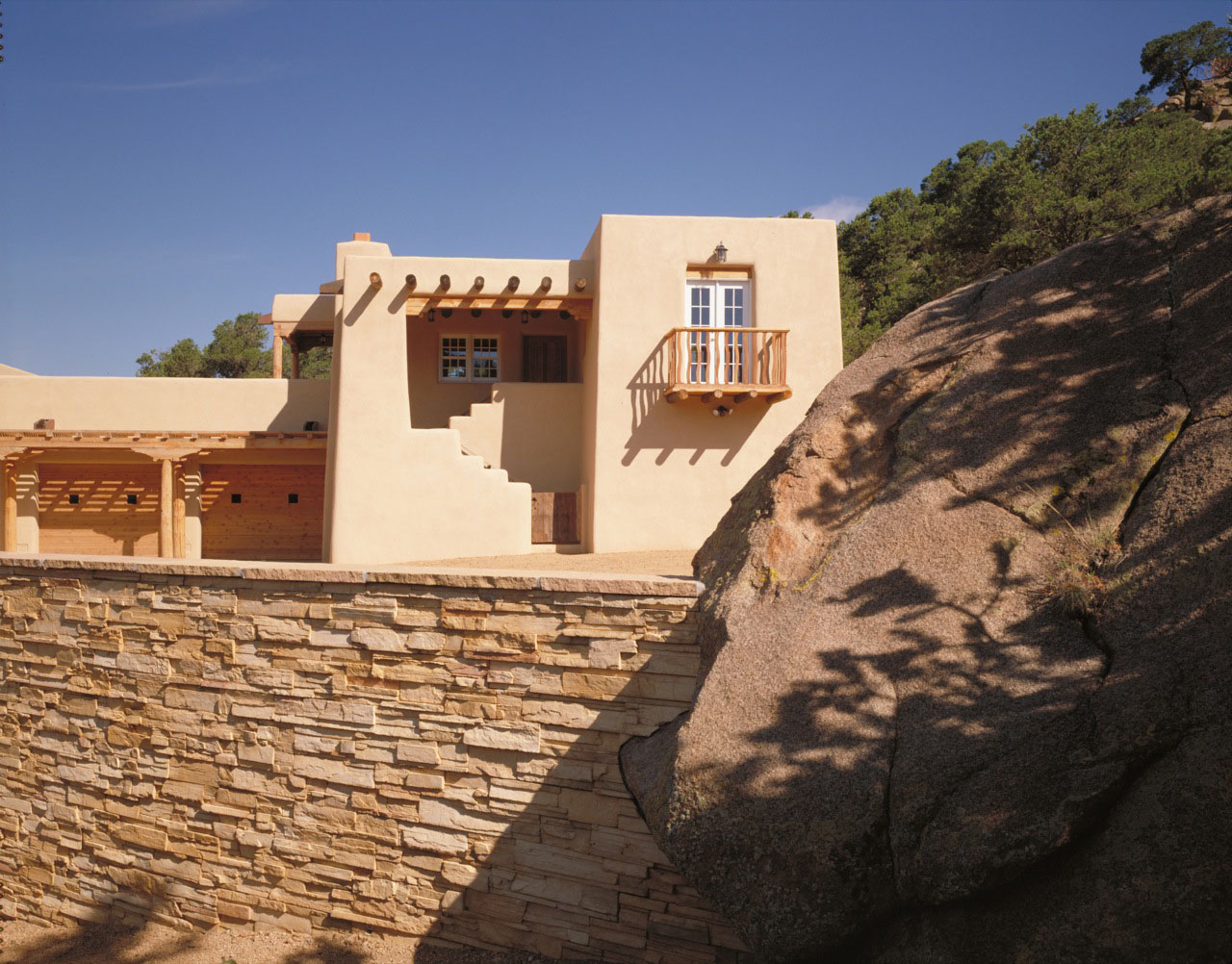 ettinger_res_exterior_03
