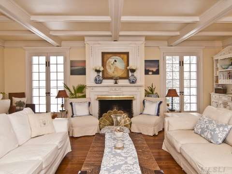 Interior_Design_Trends_and_Ideas_01