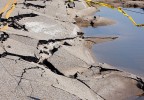 洪水损坏的道路-信贷罗伯特考夫曼-联邦应急管理局