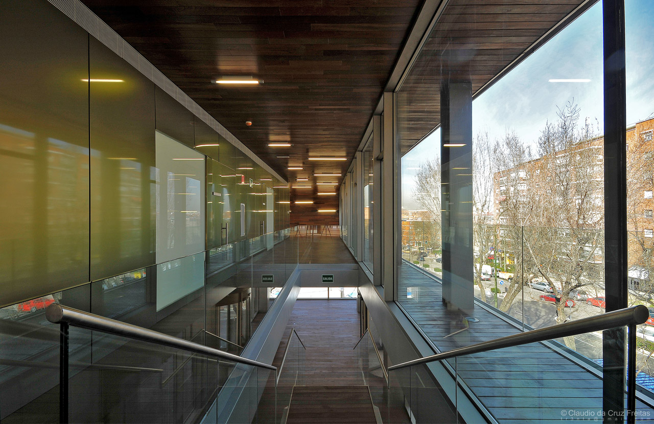 Vivero de Empresas Moratalaz |室内图片由a3arquitectos提供