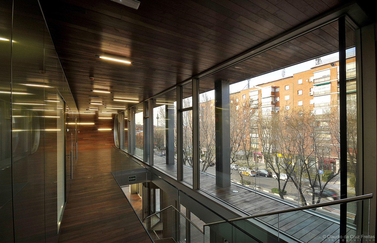 Vivero de Empresas Moratalaz |室内图片由a3arquitectos提供