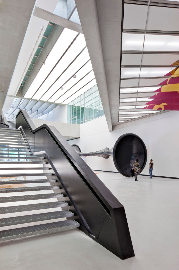 二十一世纪艺术的扎哈·哈迪德的MAXXI-国家博物馆画廊楼梯