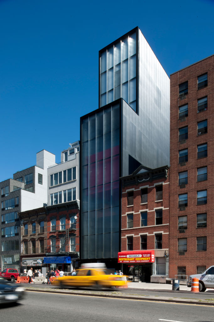 Foster + Partners设计的纽约Sperone Westwater画廊街景