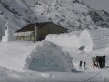 Hotel of Ice in Transylvanian Alps |图片由Gabriel Petrescu提供