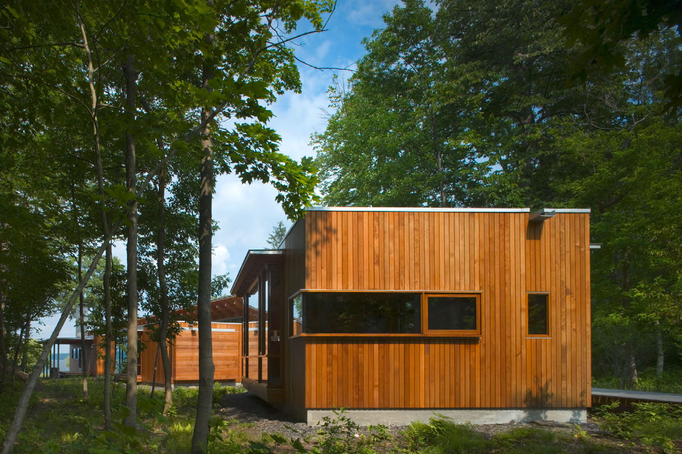 由Bohlin Cywinski Jackson设计的Combs Point住宅的外部