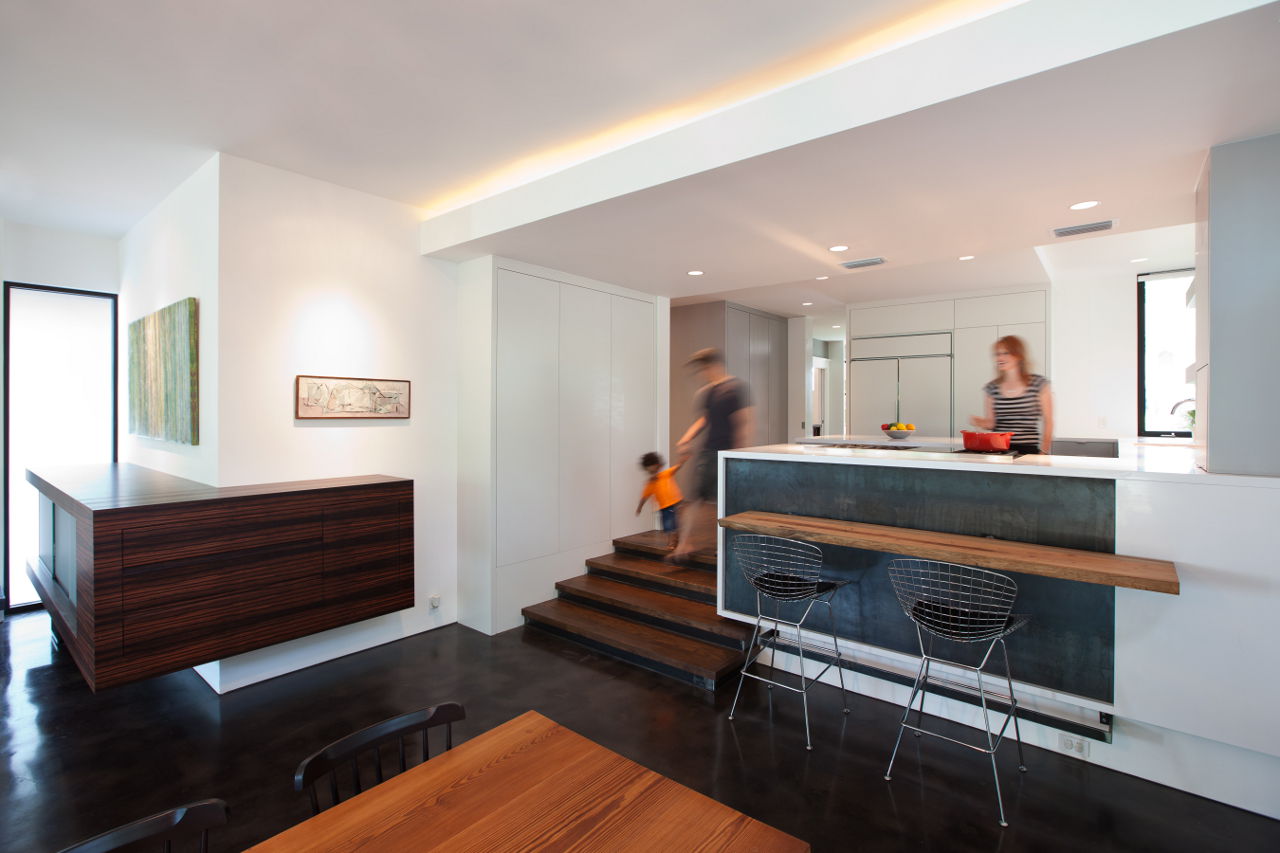 Harris_02_ -_Kitchen_and_Dinning_Room