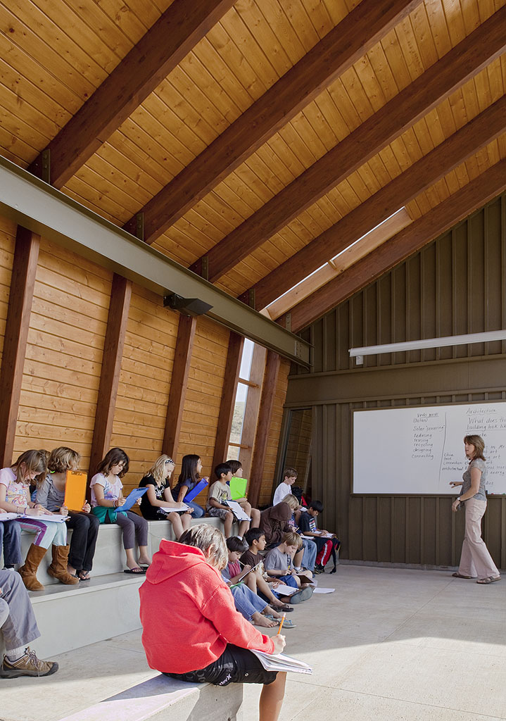 Hawaii_Prep_Acadamy_Energy_Lab_Classroom