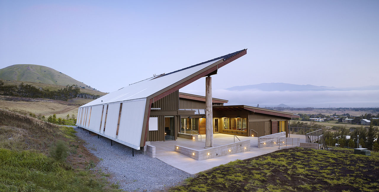 Hawaii_Prep_Acadamy_Energy_Lab_Exterior_
