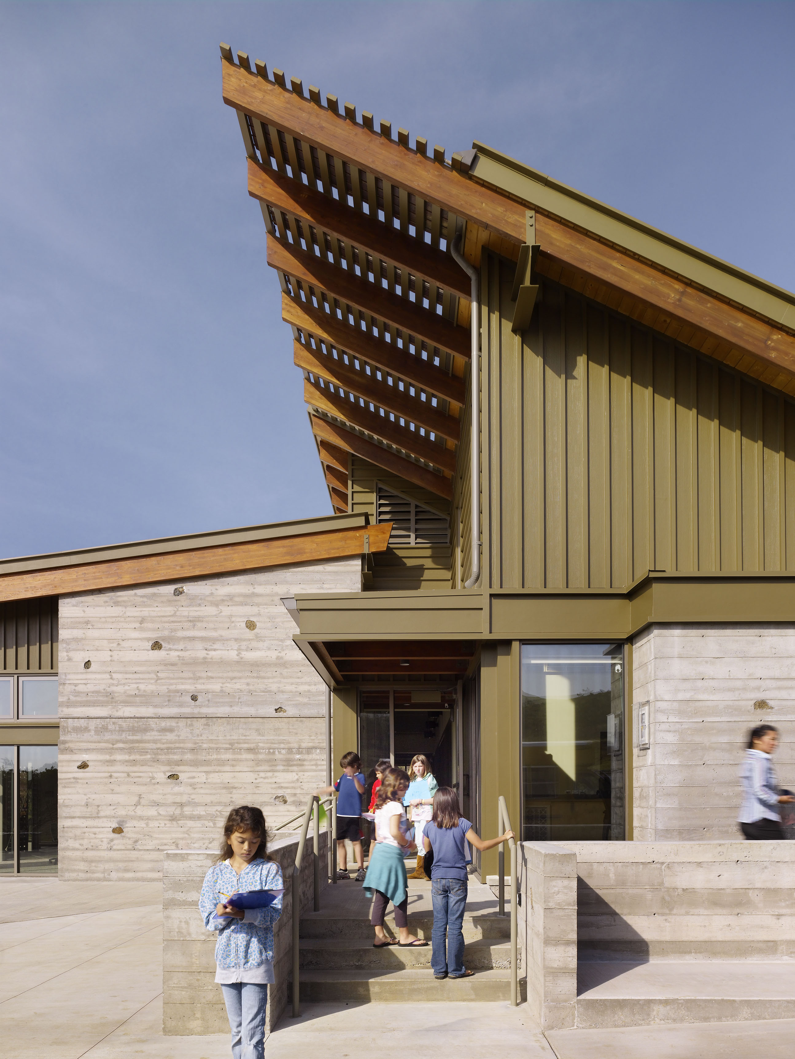 Hawaii_Prep_Acadamy_Energy_Lab_Exterior_Detail