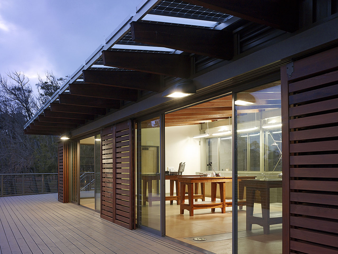 Hawaii_Prep_Acadamy_Energy_Lab_Exterior_