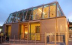 （Canopea solar house design.|信贷：Nicole Jewell
