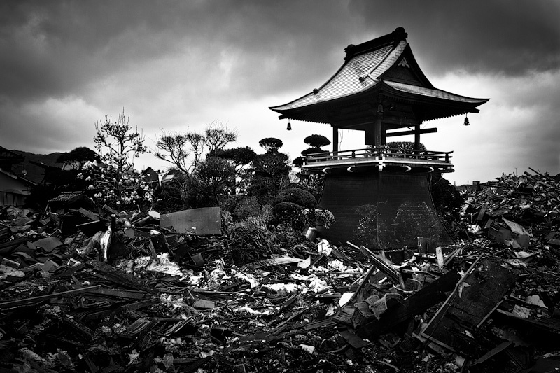 被日本海啸摧毁的建筑物