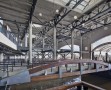 通勤大学通过结构变化的过渡|学分:Archphoto, Eduard Hueber