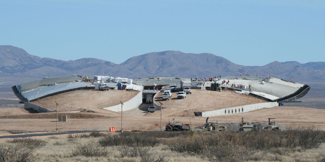 Foster + Partners设计了美国Spaceport建筑工地