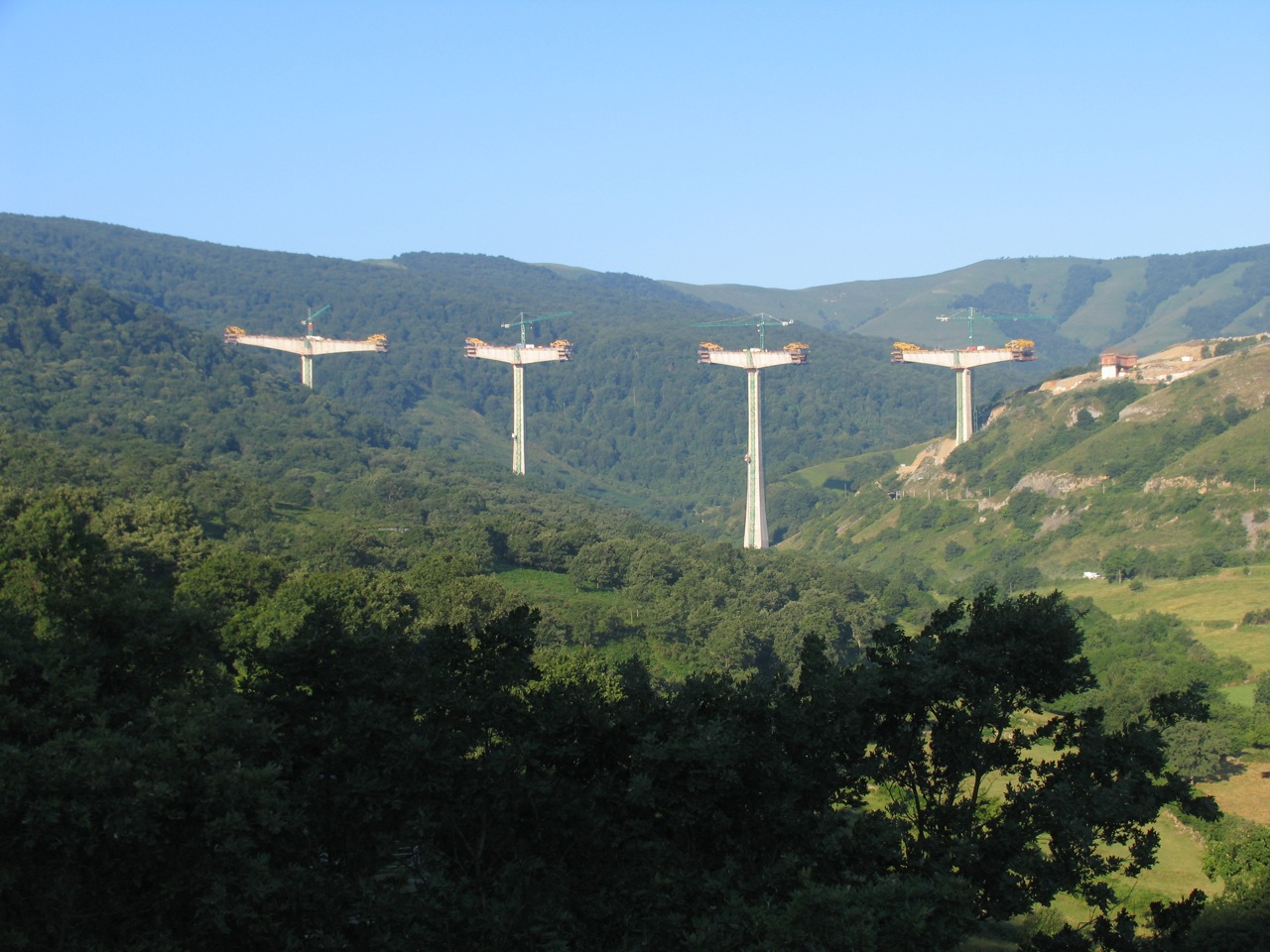 Bridge_construction__Form_Travellers.